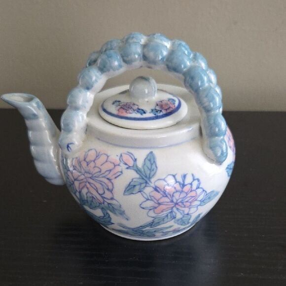 Other - Floral Blue and White Ceramic Teapot